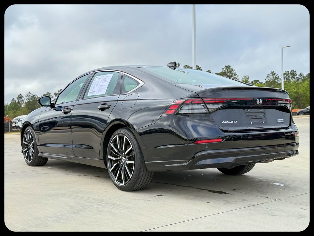 Used 2024 Honda Accord Touring image 14
