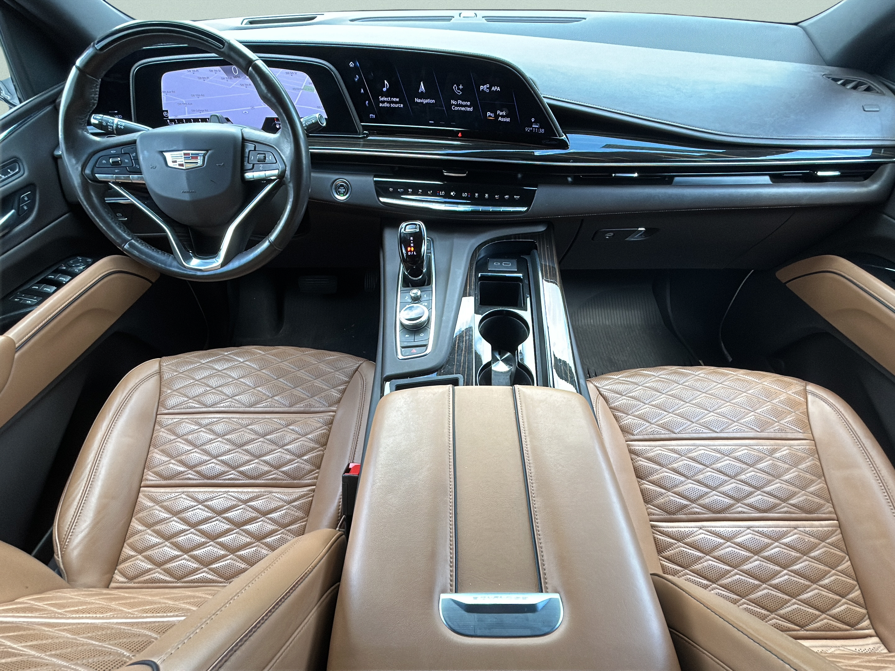 Used 2022 Cadillac Escalade ESV Premium Luxury RWD image 13