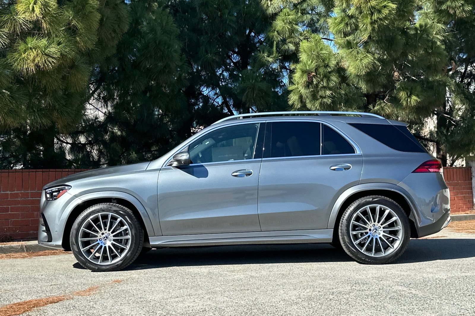 New 2026 Mercedes-Benz GLE 580 4MATIC image 7
