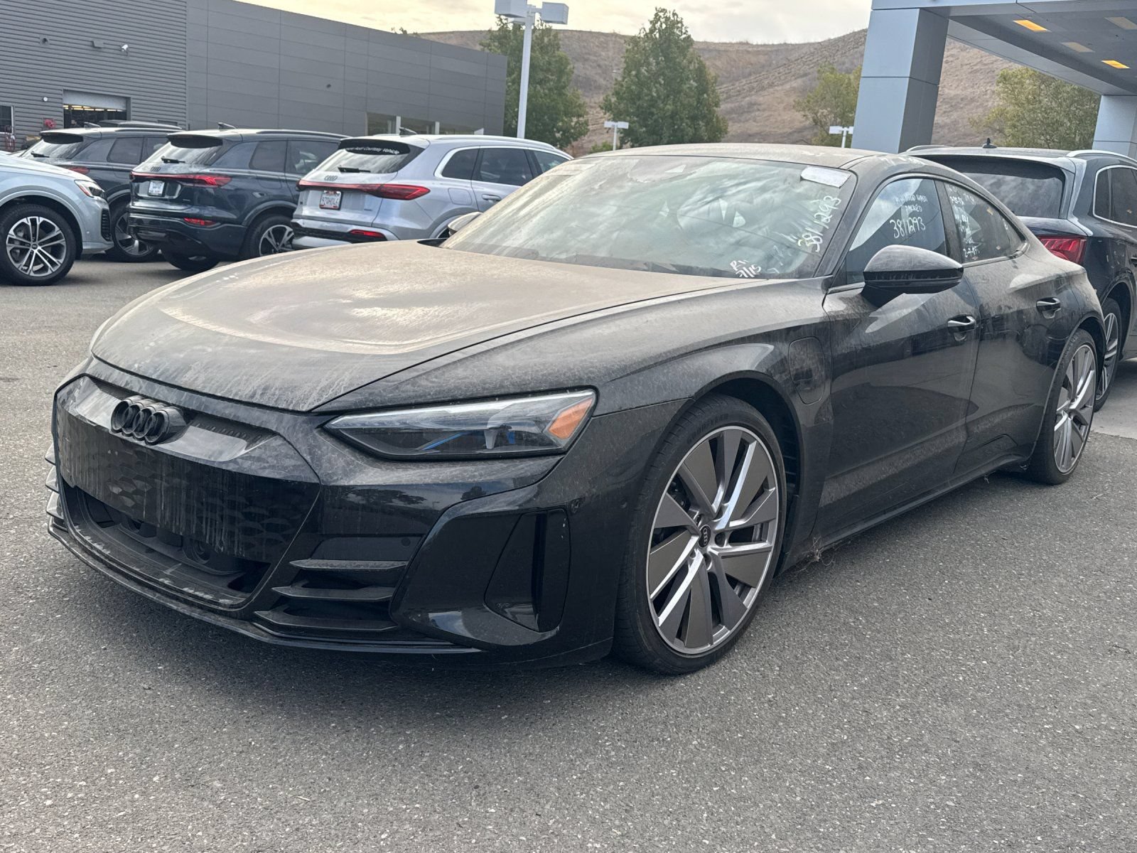 Used 2022 Audi e-tron GT Prestige w/ Prestige Package AWD/4WD image 2
