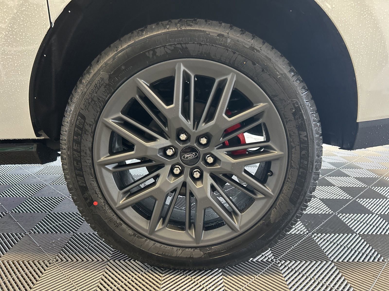 New 2025 Ford Expedition Max Platinum w/ Stealth Performance Package image 9