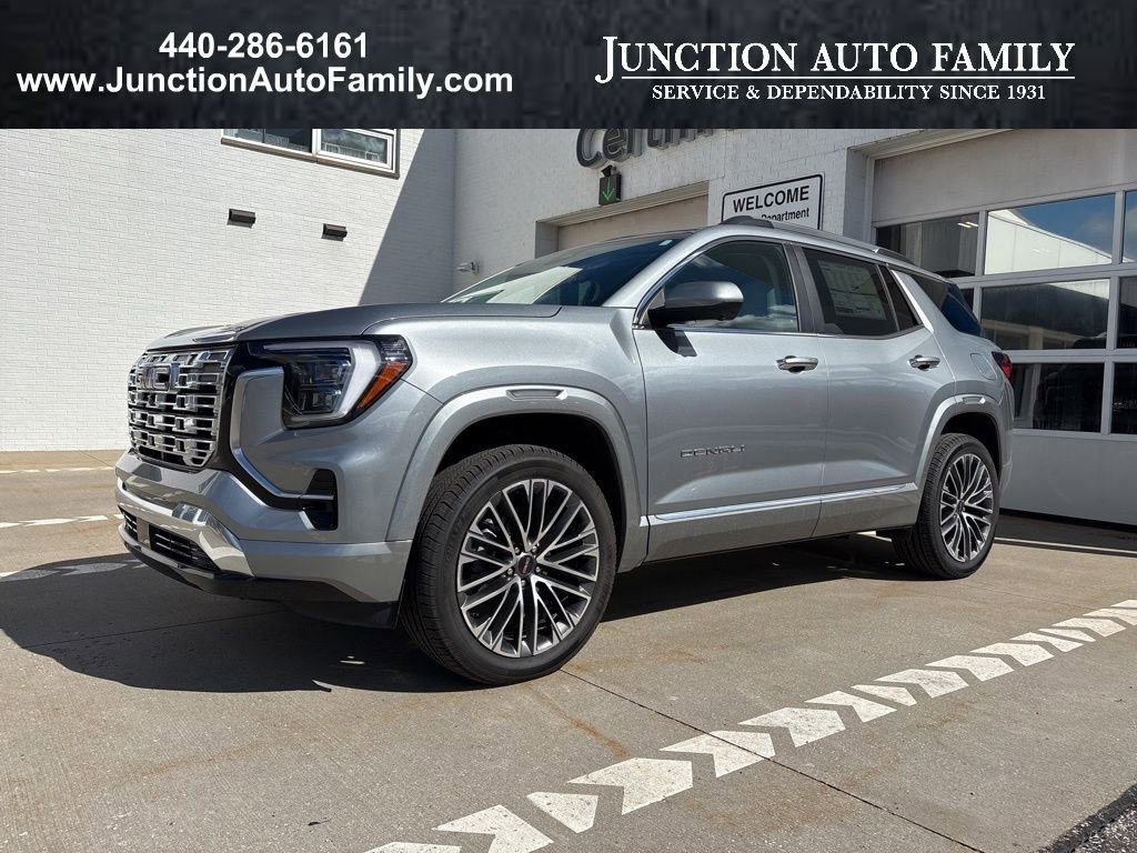 New 2026 GMC Terrain Denali AWD/4WD image 1