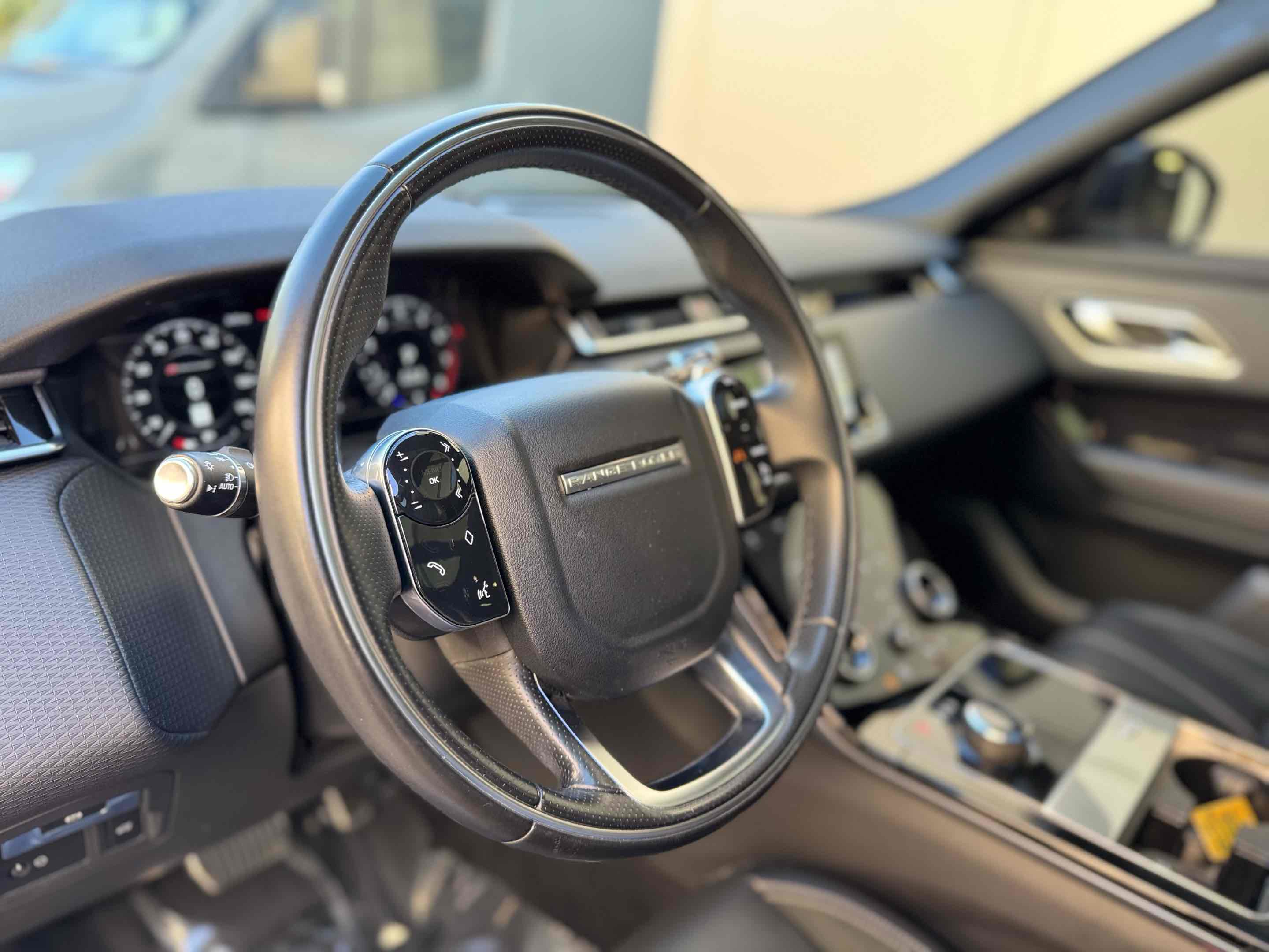 Used 2020 Land Rover Range Rover Velar R-Dynamic S image 63