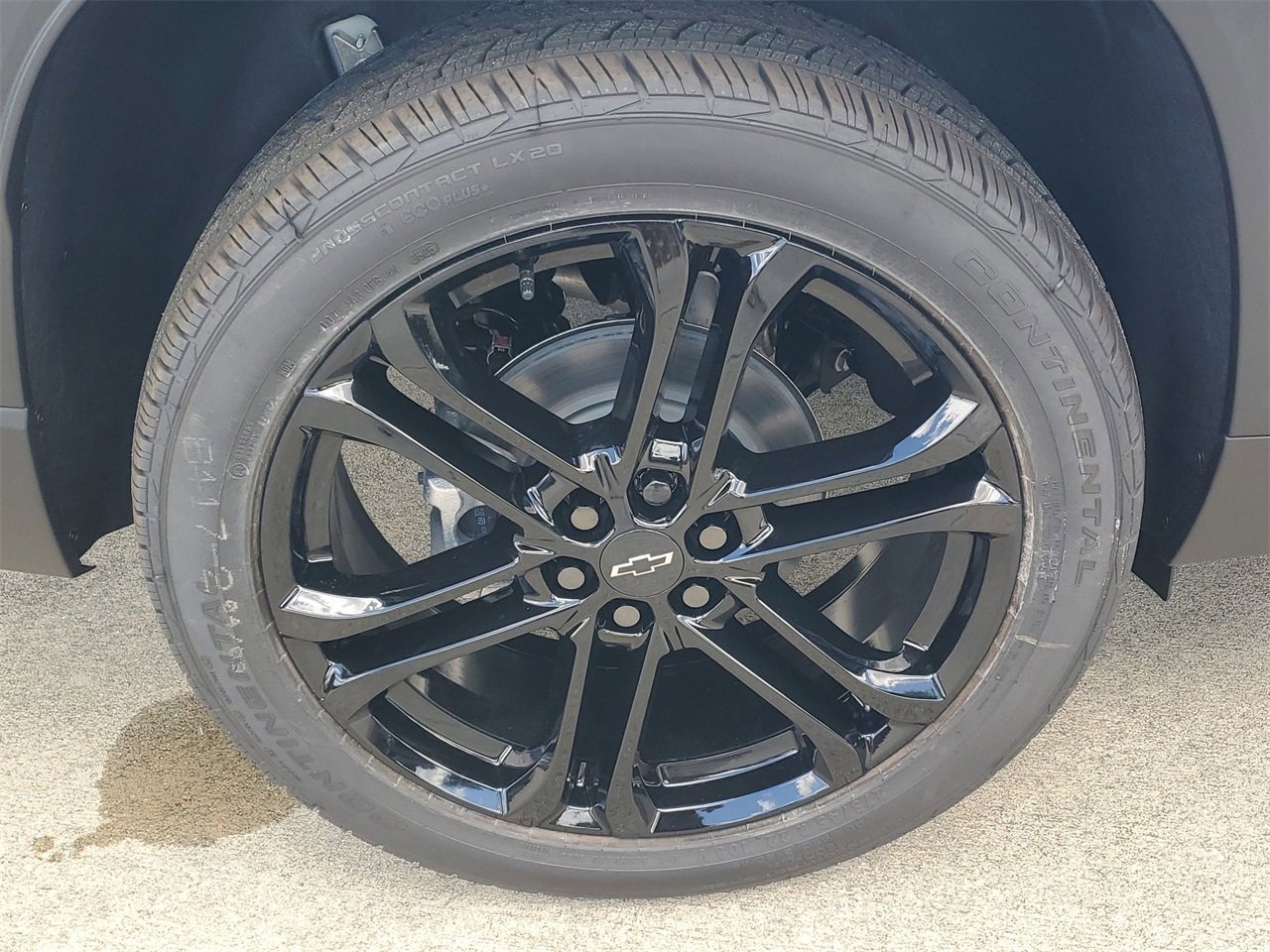 New 2026 Chevrolet Traverse LT w/ Driver Confidence Package image 5