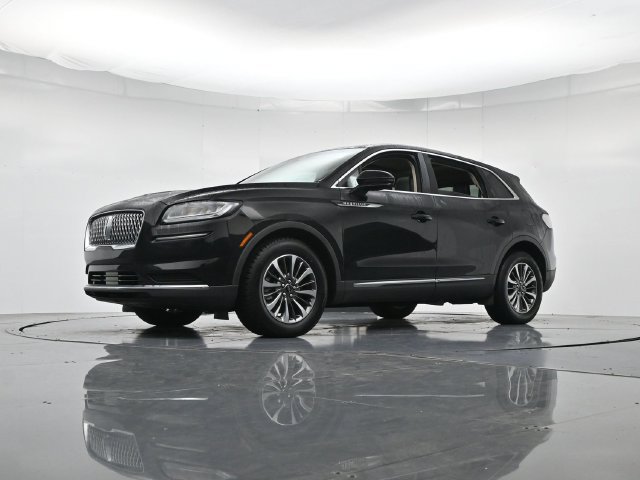 Used 2023 Lincoln Nautilus Reserve FWD image 31