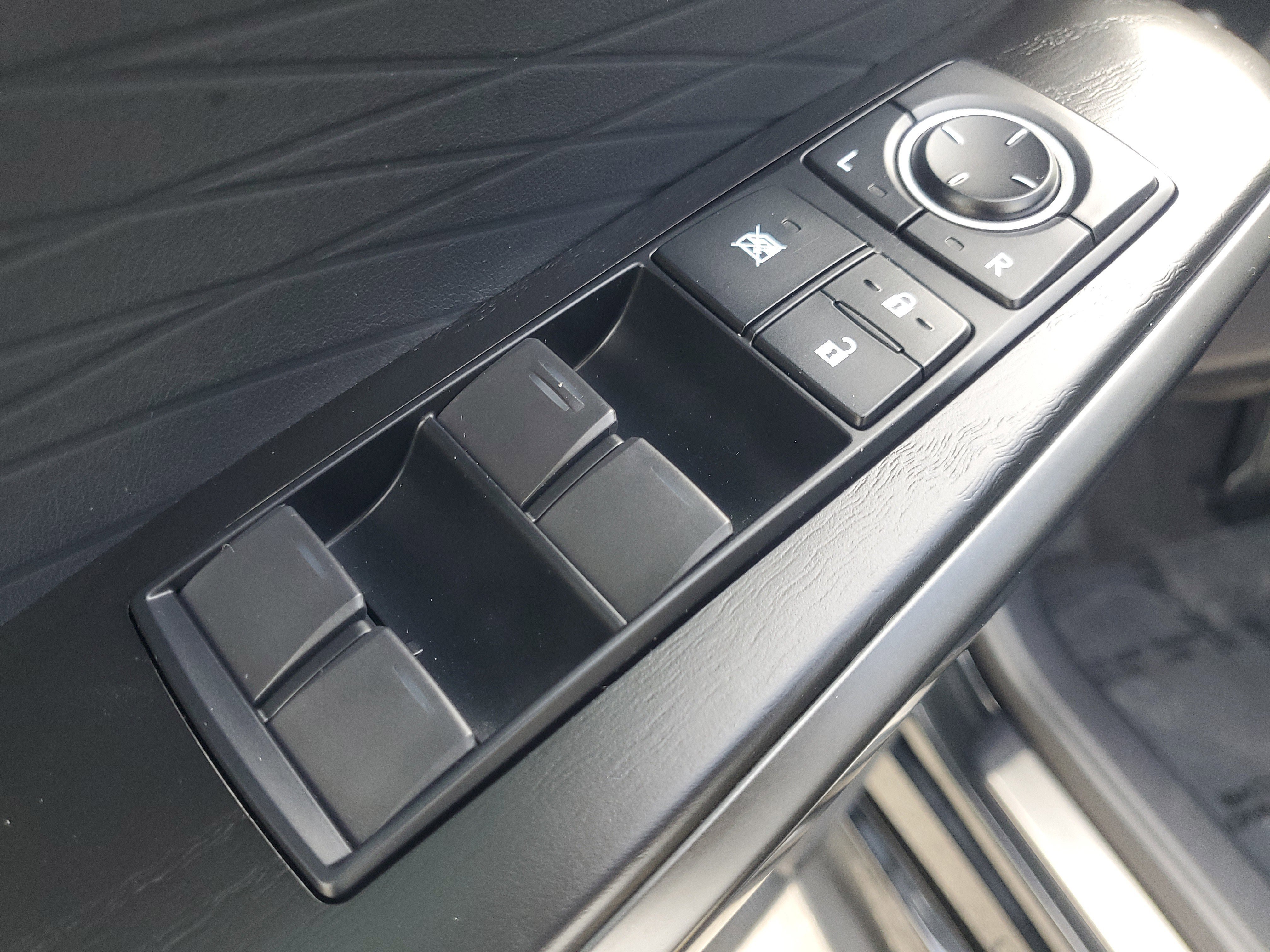 Used 2025 Lexus IS 300 w/ Premium Package RWD image 23