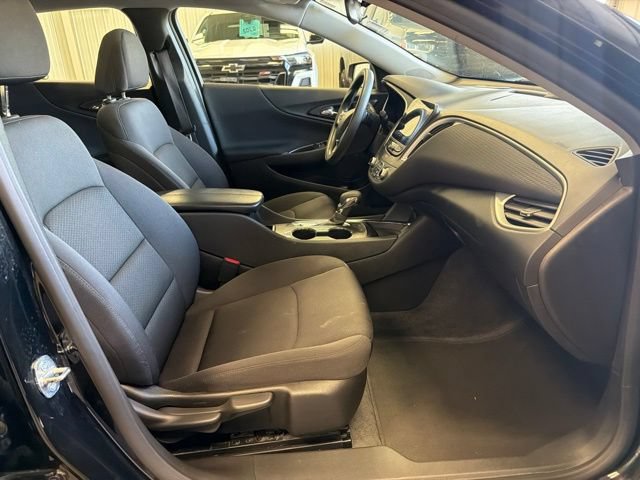 Used 2024 Chevrolet Malibu LT FWD image 24