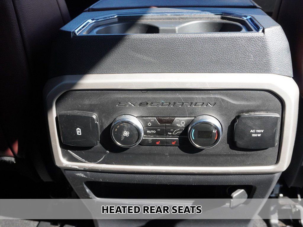 Used 2024 Ford Expedition Limited image 10