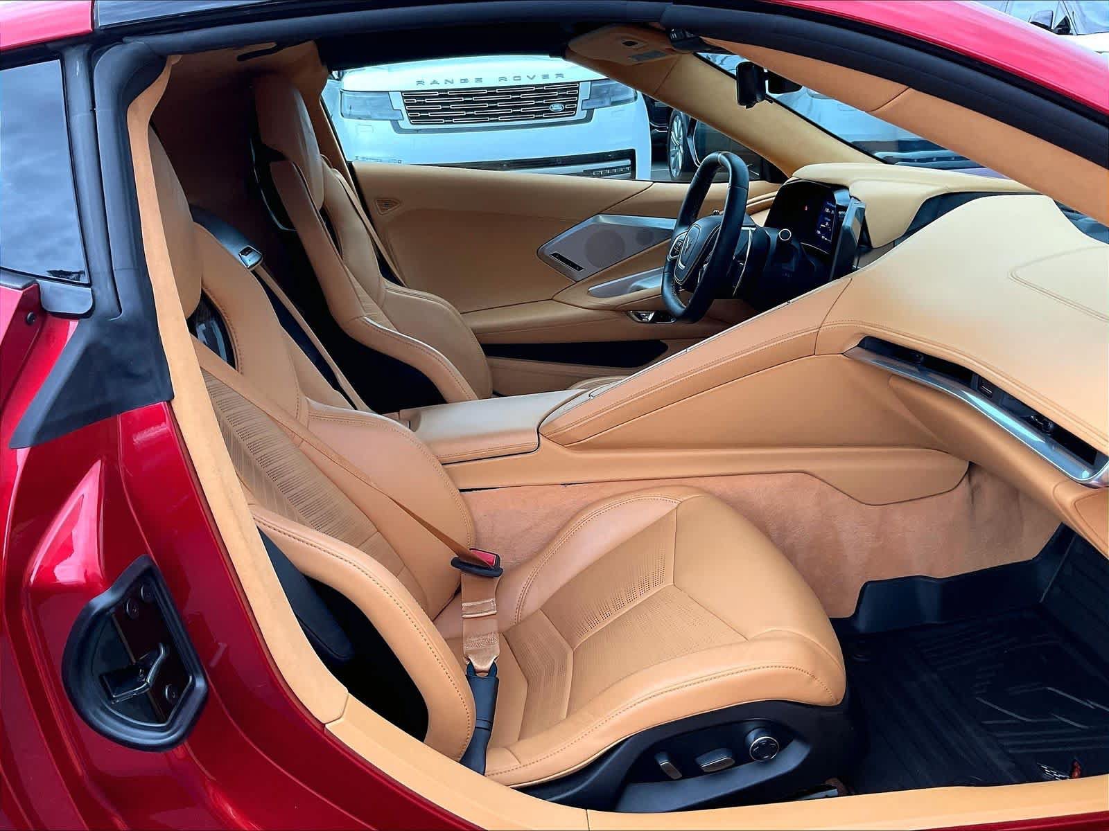 Used 2021 Chevrolet Corvette Stingray Premium Cpe w/ Z51 Performance Package RWD image 9