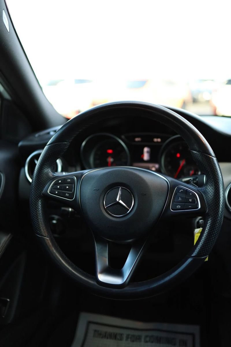 Used 2019 Mercedes-Benz GLA 250 image 38