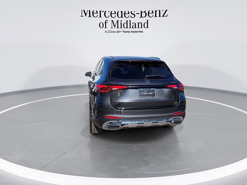 New 2025 Mercedes-Benz GLC 350e 4MATIC image 7