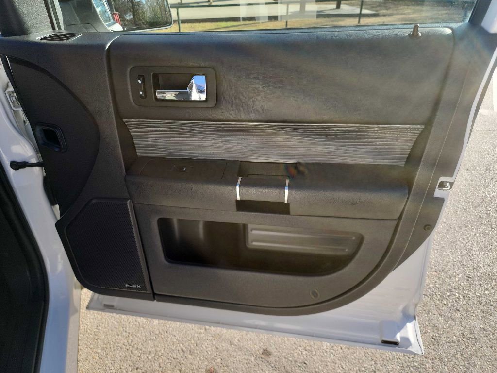 Used 2017 Ford Flex SEL w/ Equipment Group 202A image 38