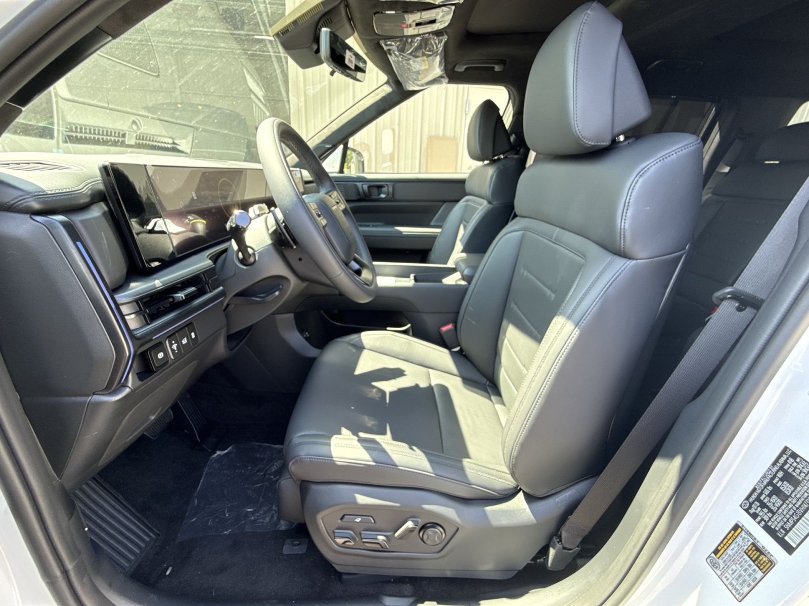 New 2027 Hyundai Santa Fe Calligraphy FWD image 13