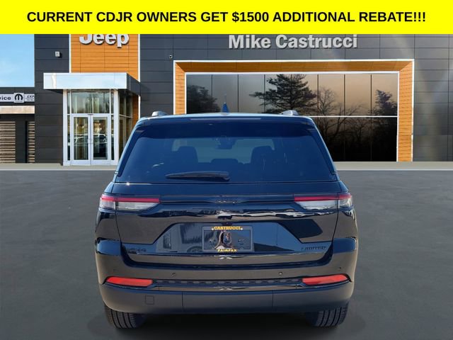 New 2025 Jeep Grand Cherokee Limited w/ Black Appearance Package image 4