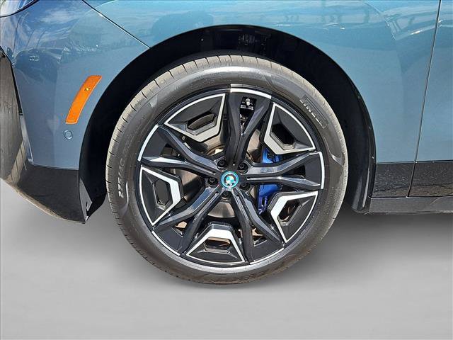 Certified 2024 BMW iX xDrive50 w/ Sport Package AWD/4WD image 25