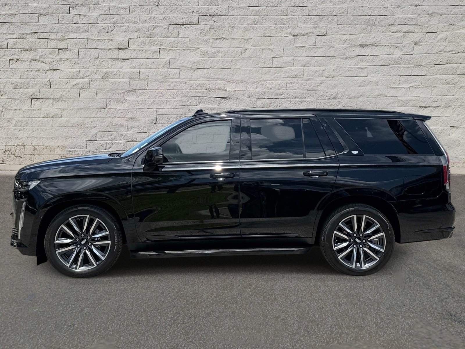 Certified 2023 Cadillac Escalade Sport w/ Touring Package AWD/4WD image 2