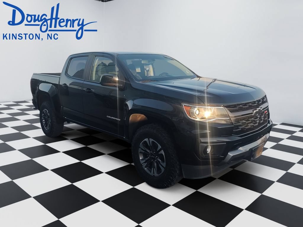 Used 2022 Chevrolet Colorado Z71 AWD/4WD image 7