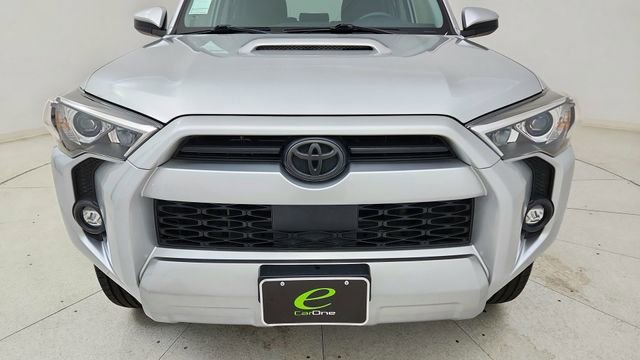 Used 2022 Toyota 4Runner TRD Off-Road image 8