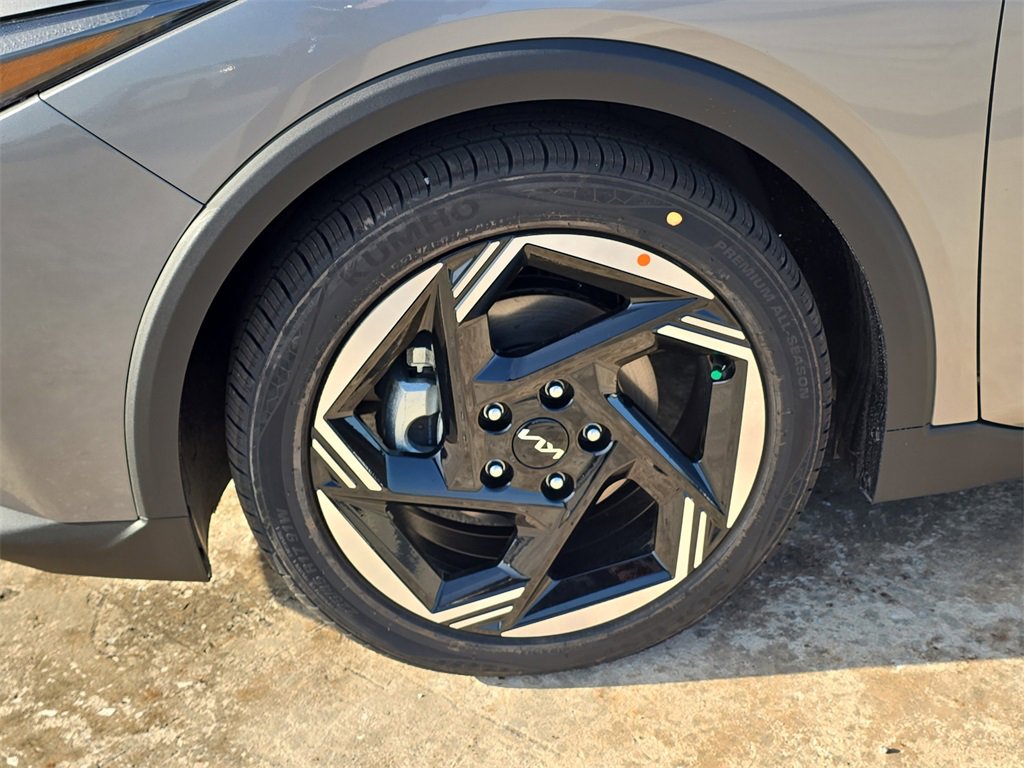 New 2025 Kia K4 EX image 35