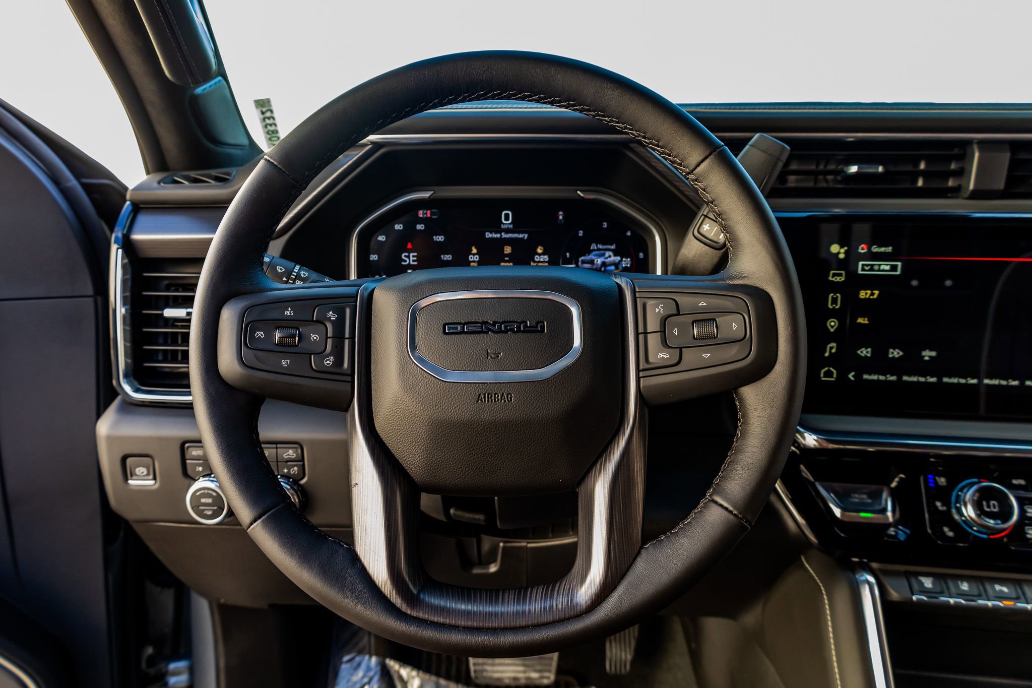 Used 2026 GMC Sierra 3500 Denali Ultimate image 19