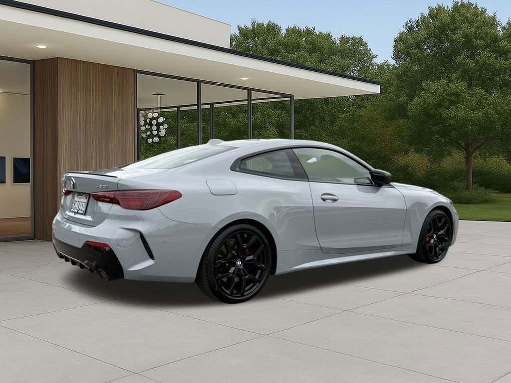 Used 2025 BMW 430i Coupe w/ M Sport Package image 7