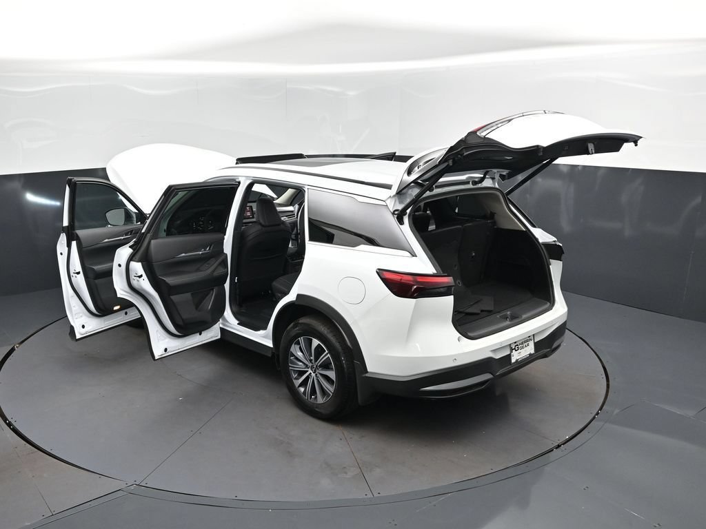 Certified 2026 INFINITI QX60 Pure w/ Cargo Package FWD image 2