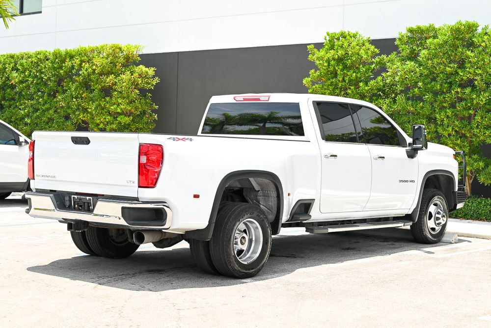 Used 2021 Chevrolet Silverado 3500 LTZ AWD/4WD image 3