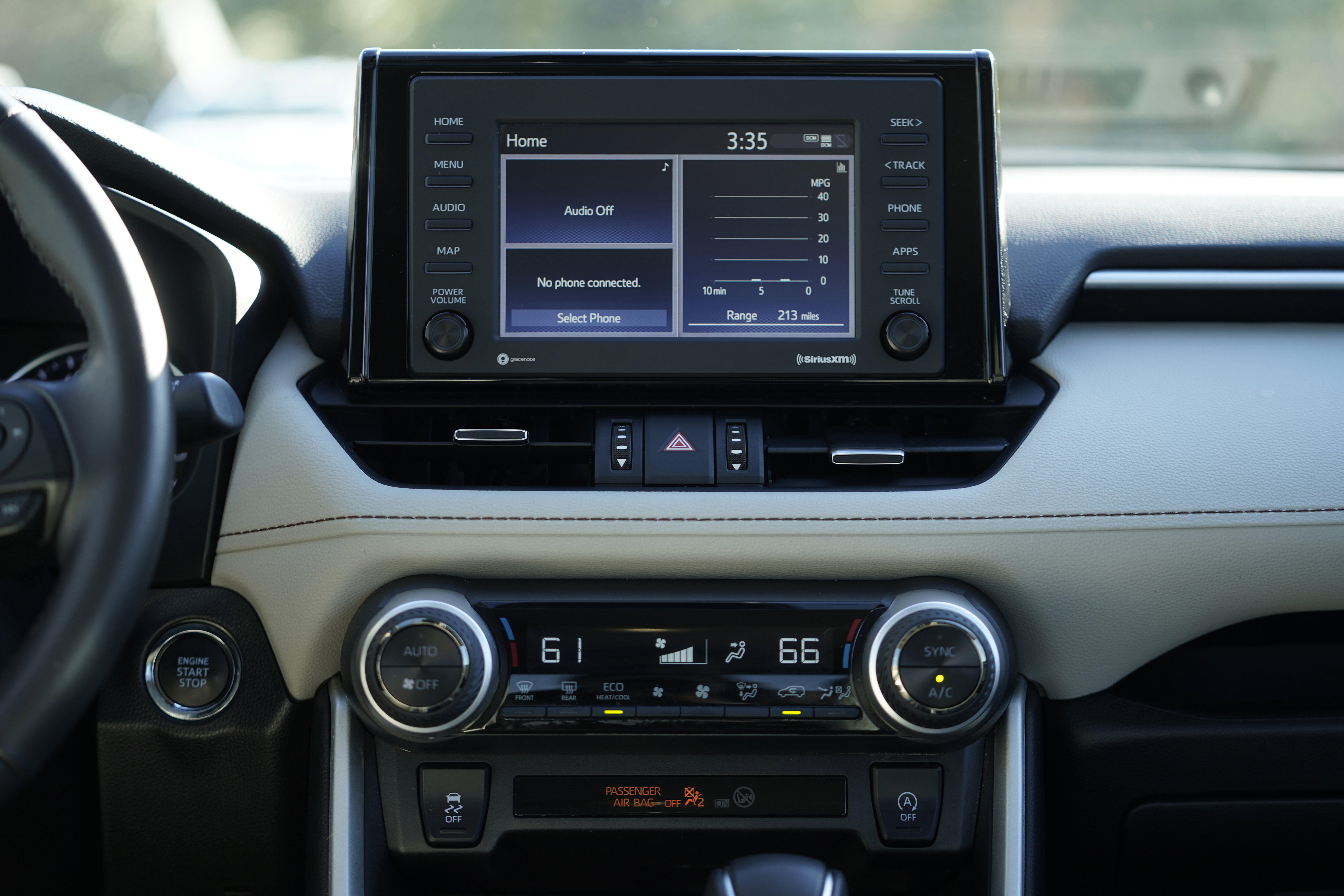 Used 2022 Toyota RAV4 XLE Premium image 26