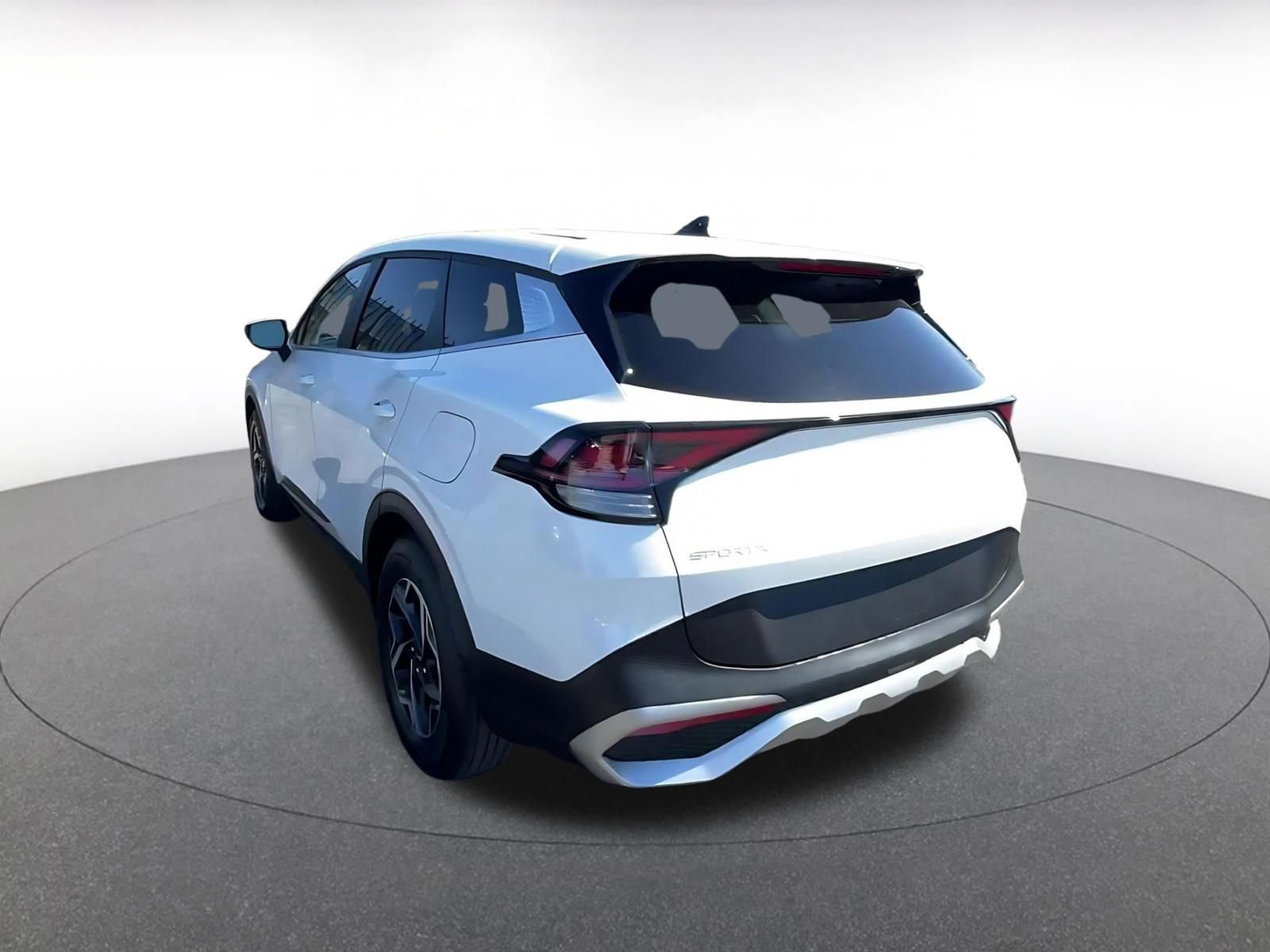 Used 2025 Kia Sportage LX image 11