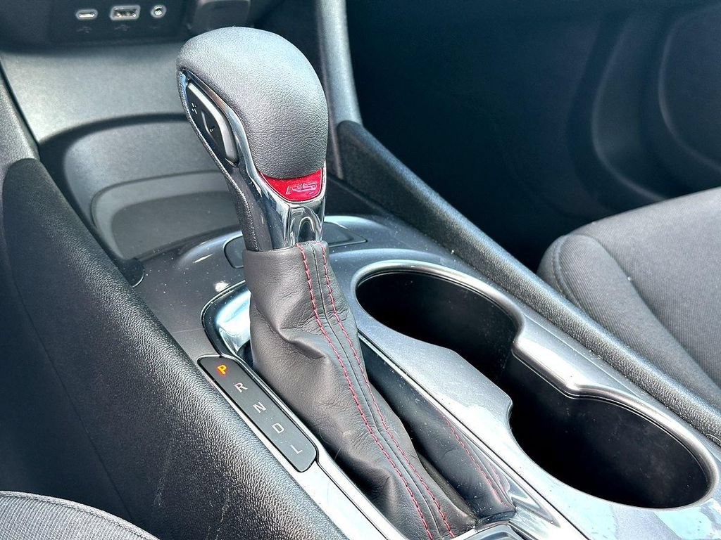 Used 2023 Chevrolet Malibu RS FWD image 18