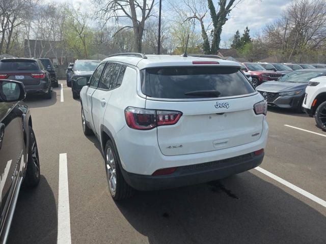 Used 2023 Jeep Compass Latitude AWD/4WD image 2