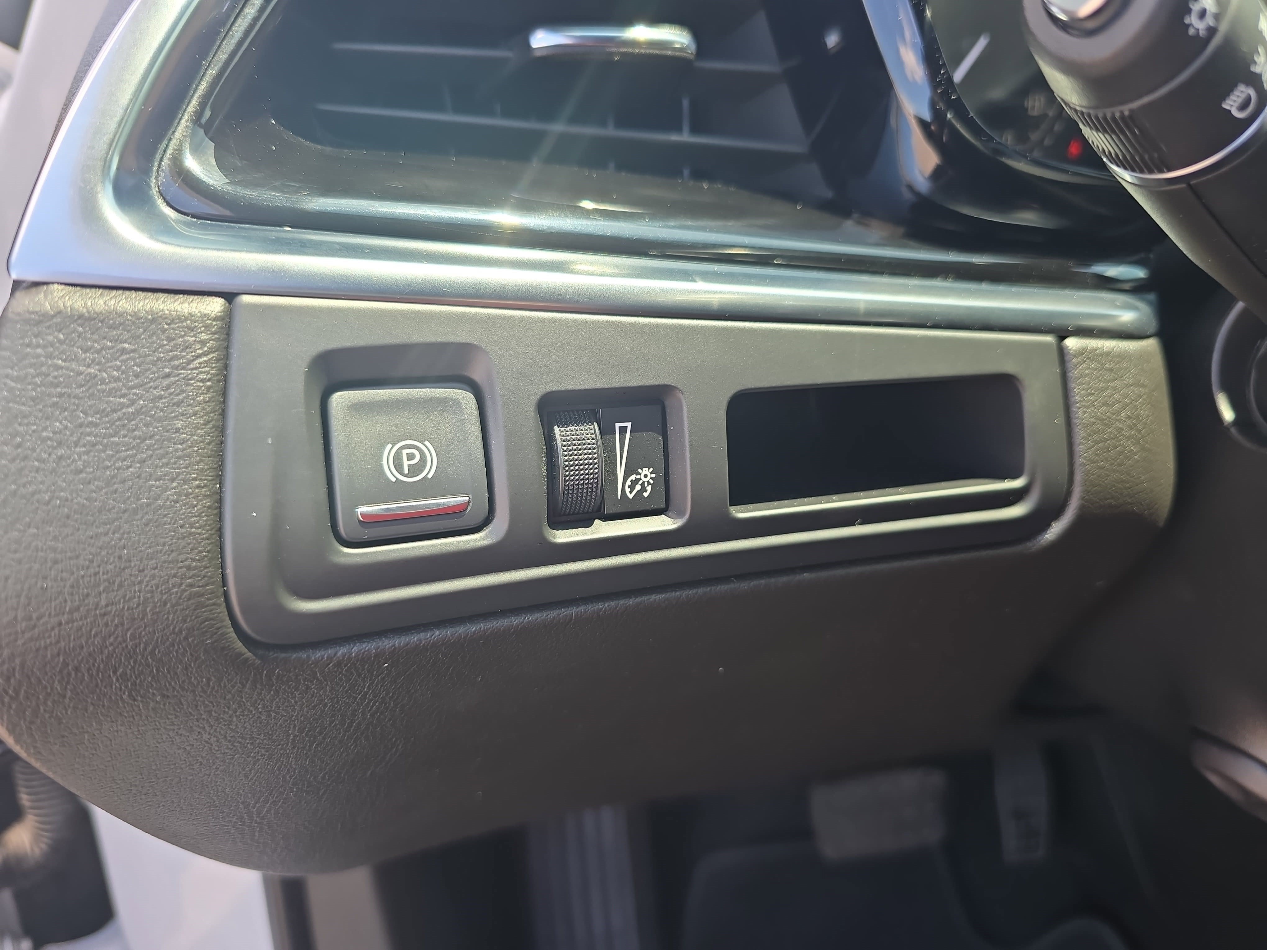 Used 2021 Cadillac XT6 Premium Luxury FWD image 27