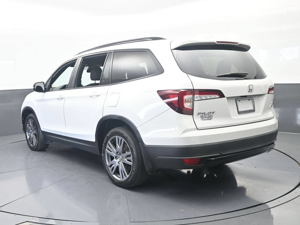Used 2022 Honda Pilot Sport image 4