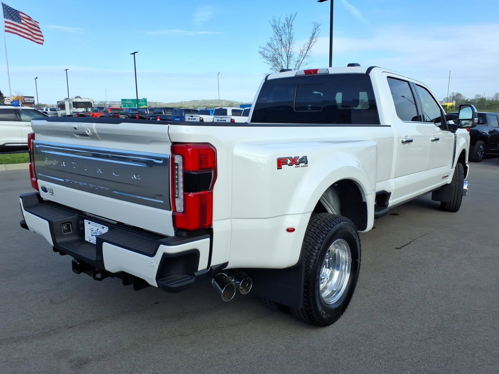 New 2026 Ford F350 Platinum image 3