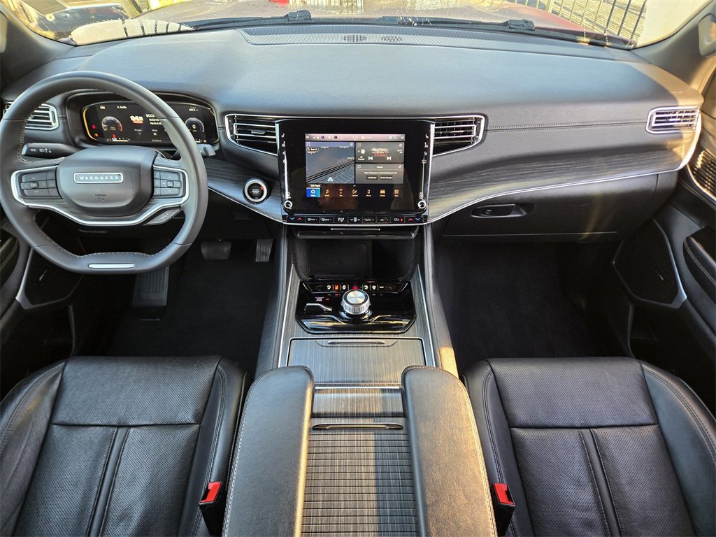 Used 2023 Jeep Wagoneer L Series II image 14