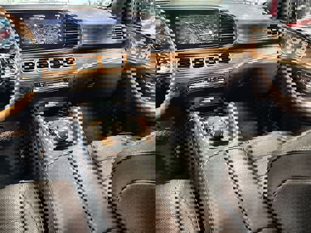 Used 2022 Mercedes-Benz GLE 350 4MATIC w/ Premium Package image 27