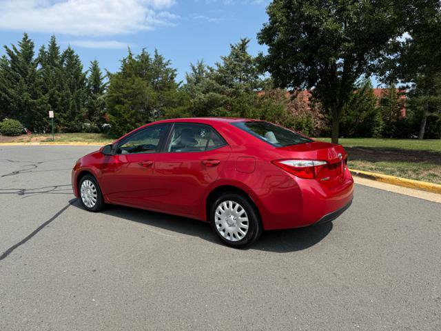 Used 2015 Toyota Corolla LE FWD image 3