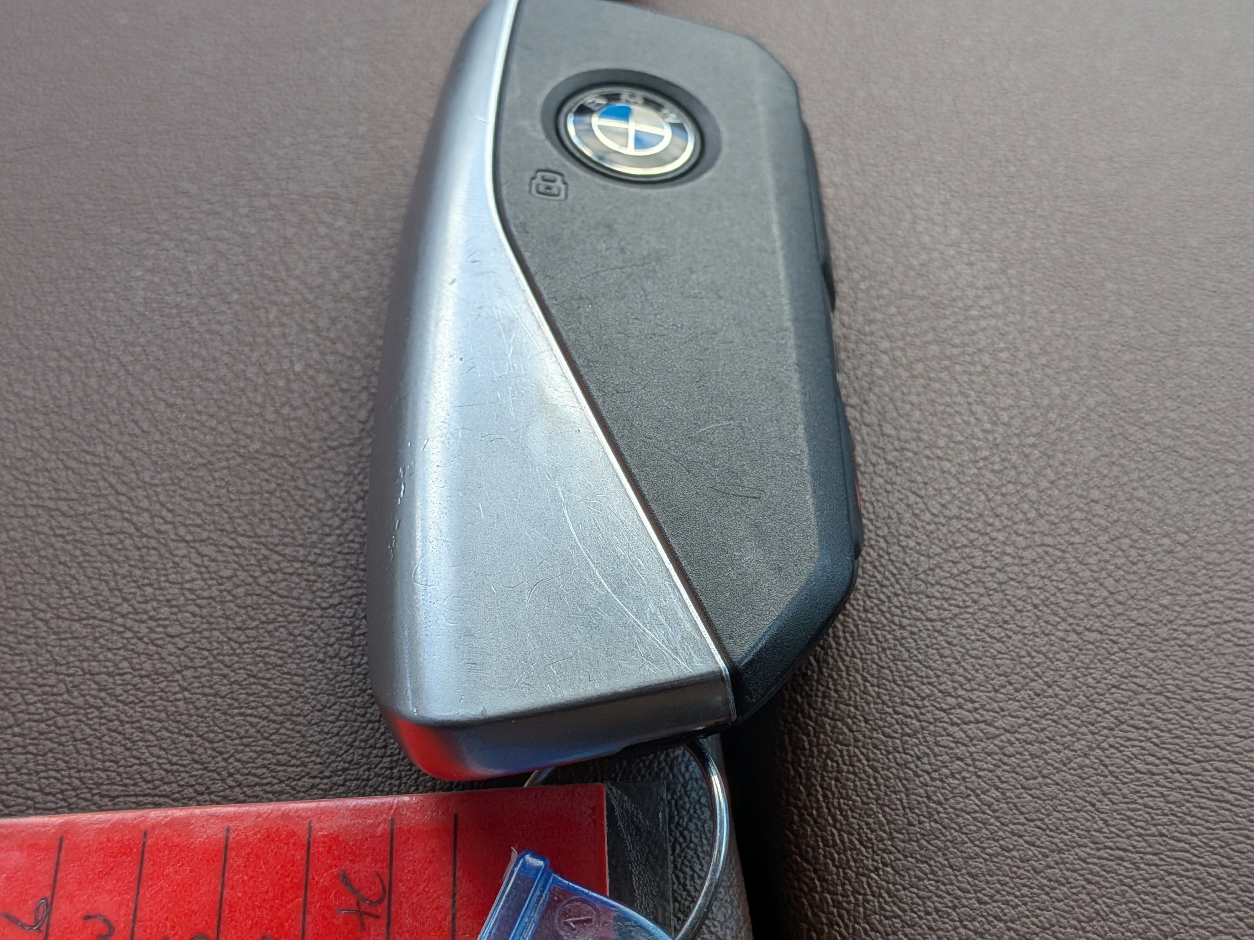 Used 2026 BMW X5 xDrive40i w/ M Sport Package AWD/4WD image 35