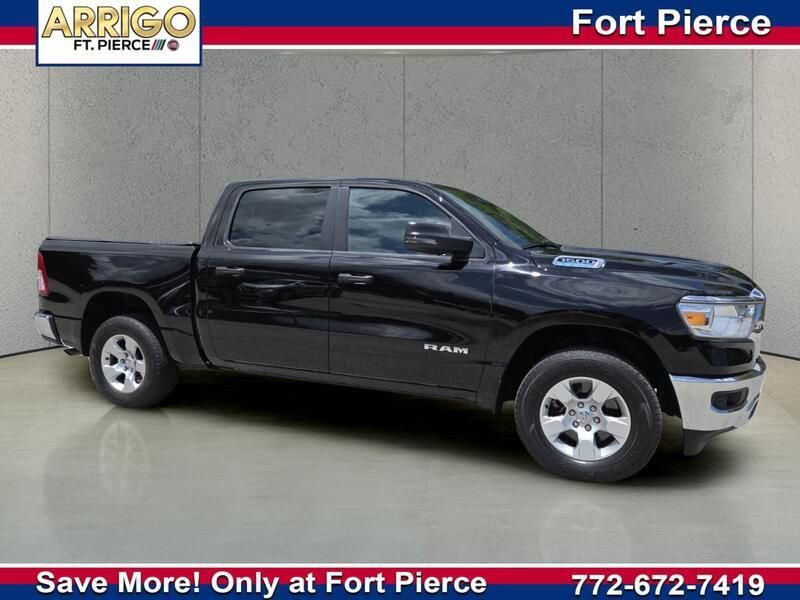 Used 2024 RAM 1500 Big Horn AWD/4WD image 30