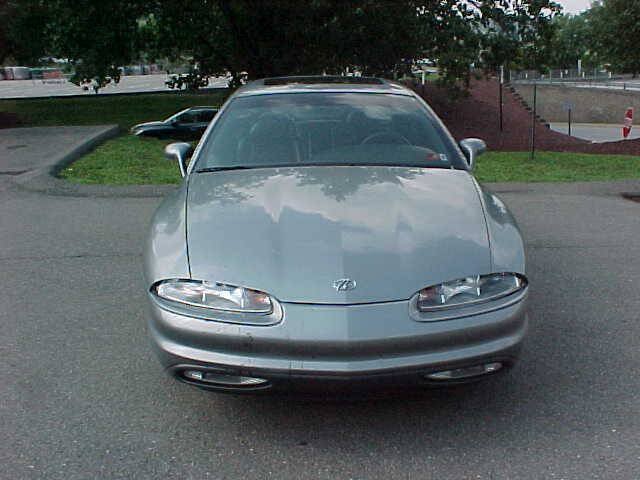 Used 1995 Oldsmobile Aurora FWD image 30