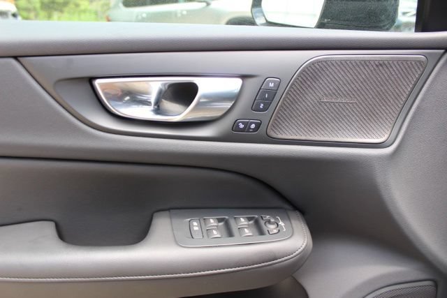 Certified 2024 Volvo S60 B5 Plus w/ Climate Package AWD/4WD image 27