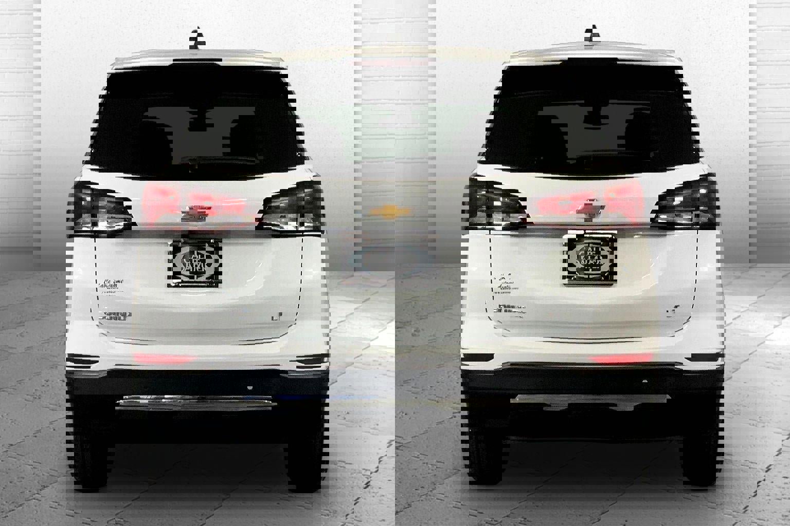 Used 2024 Chevrolet Equinox LT image 3