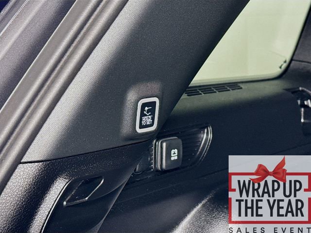 Used 2025 Jeep Grand Cherokee Limited image 28