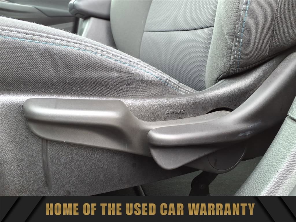 Used 2017 Chevrolet Cruze LT image 17