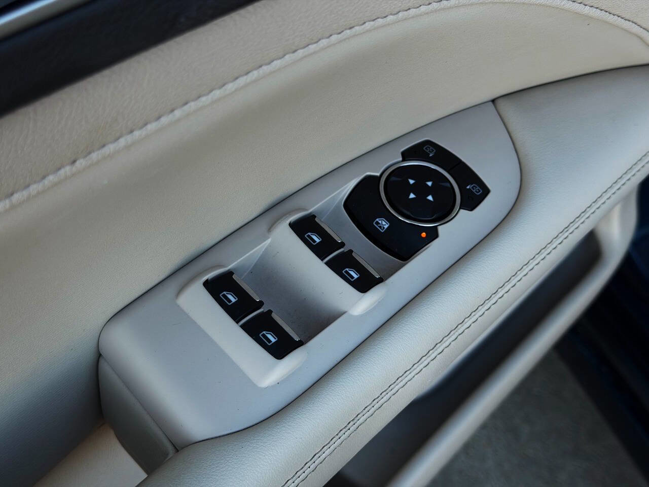 Used 2017 Lincoln MKZ Premiere image 30