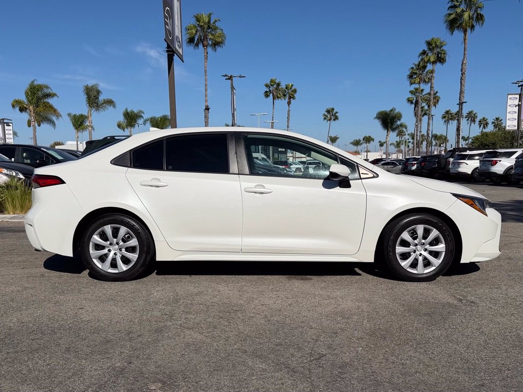 Used 2020 Toyota Corolla LE FWD image 9