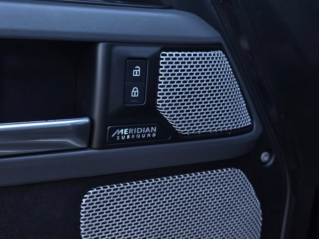 Used 2023 Land Rover Defender 130 X AWD/4WD image 14