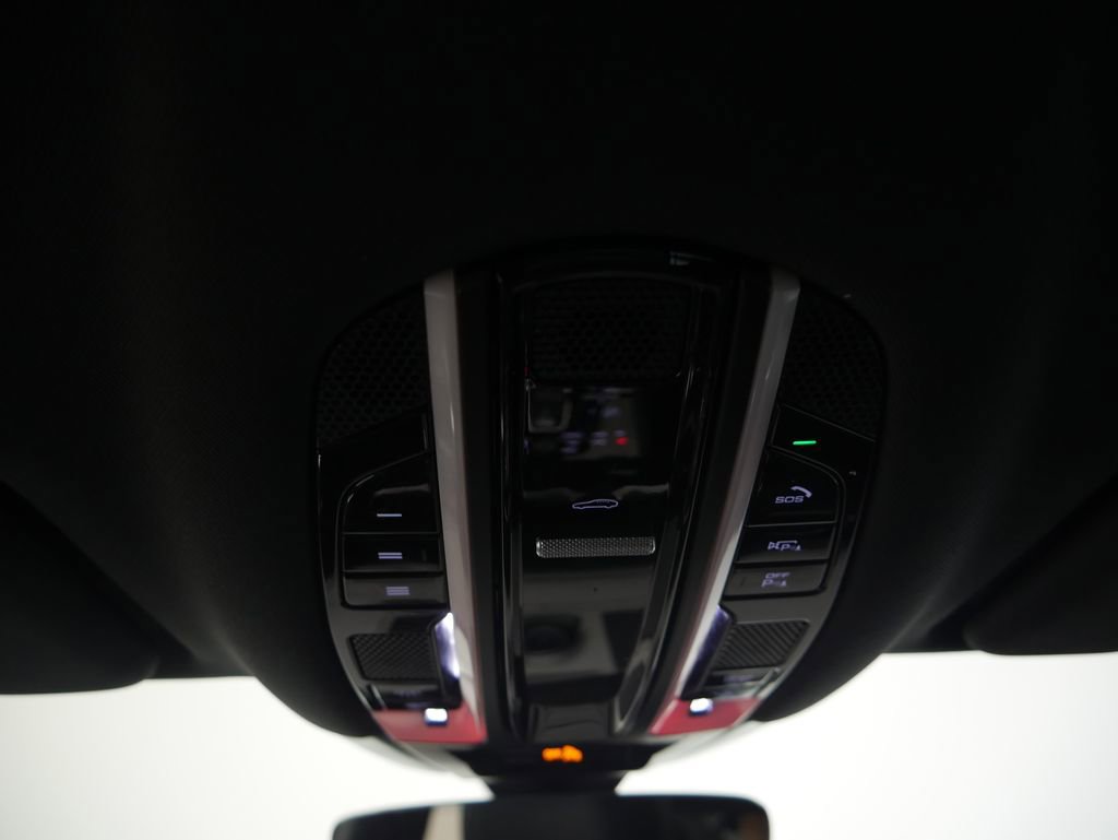 Certified 2023 Porsche Cayenne S AWD/4WD image 35