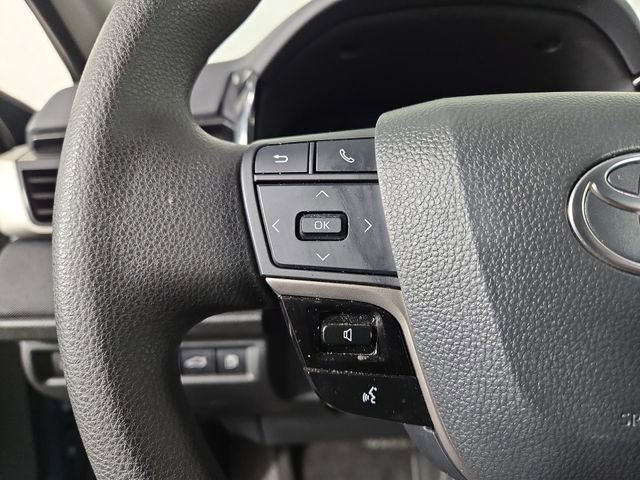 Used 2025 Toyota Camry LE image 22