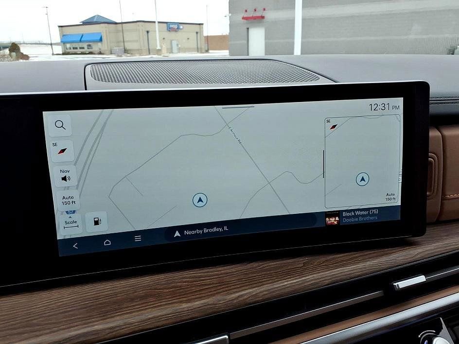 Used 2024 Hyundai Santa Fe Limited image 31